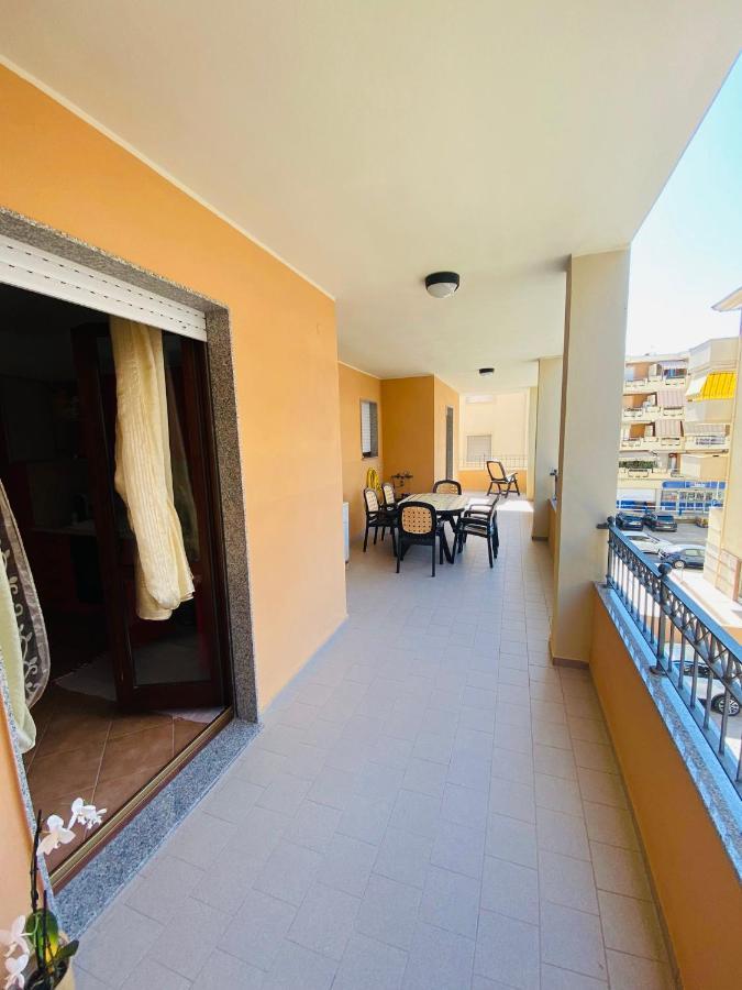 Iniziocasa - Self Check-In Villa Alghero Bagian luar foto